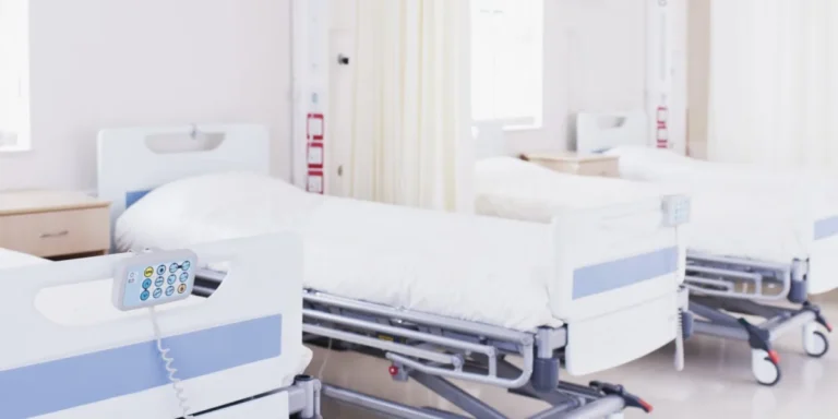 Hasta Yaşlı Odasının Özellikleri ve Düzenlenmesi 7 Hasta Yaşlı Odasının Özellikleri ve Düzenlenmesi
